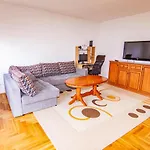 Vila Ema Βίλα Σαράγεβο