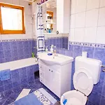 Βίλα Vila Ema *