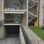 Βίλα Vila Ema *