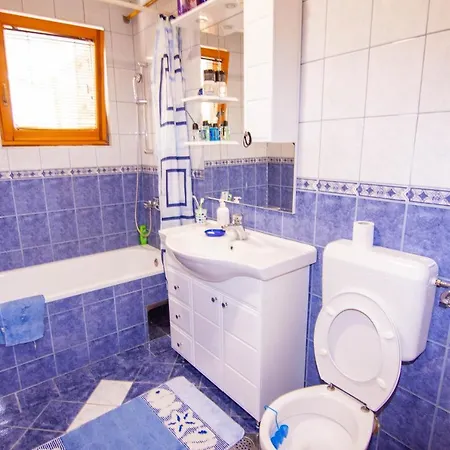 Villa Vila Ema *
